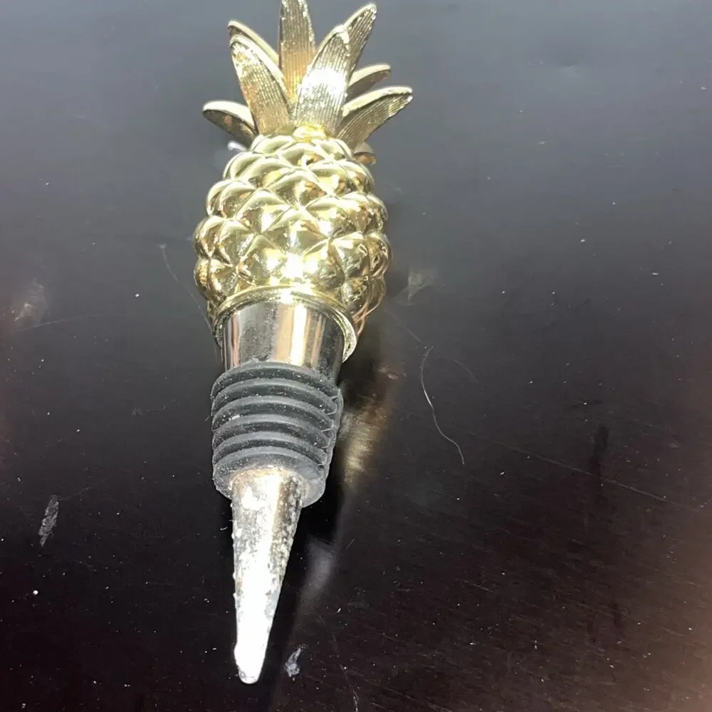 Set Of 2 ￼Gold Color Pineapple Wine Stoppers